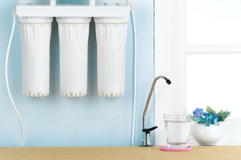 كيف تختار فلتر الماء المنزلي المناسب
