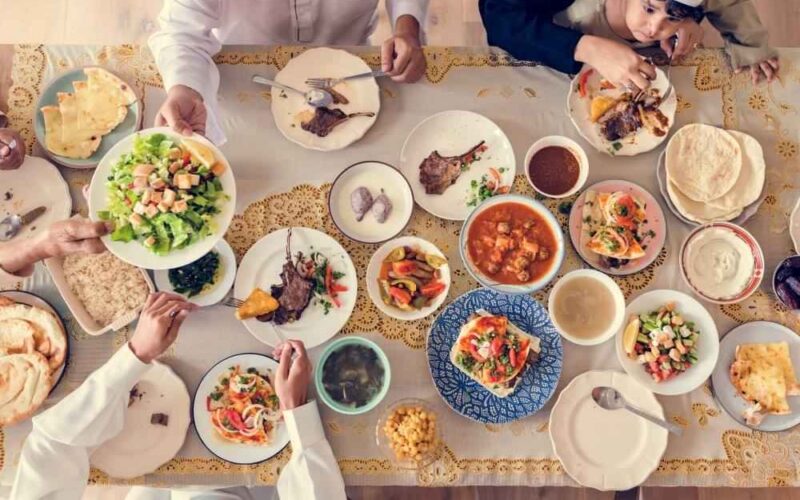 تحضير أطباق رمضانية مميزة لشهر رمضان 2023: وصفات شهية ومبتكرة